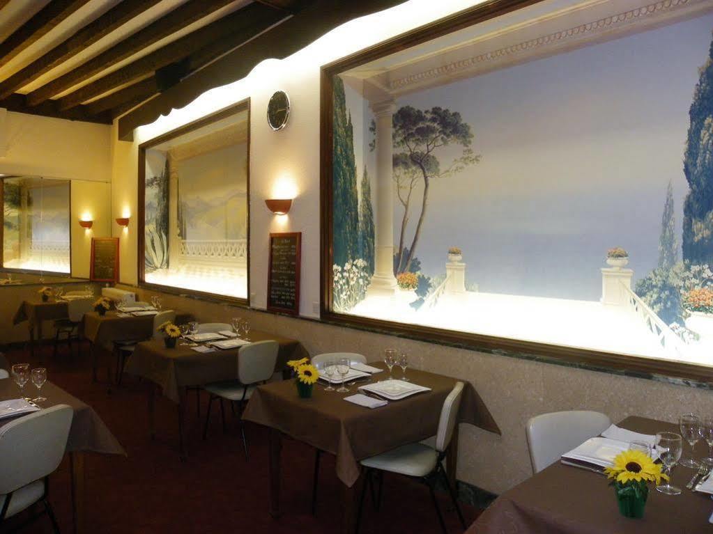 Hotel Moderne Vichy Kültér fotó