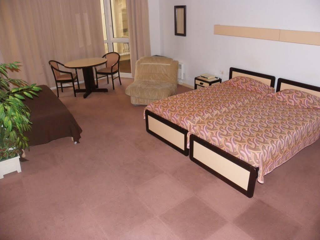 Hotel Moderne Vichy Kültér fotó