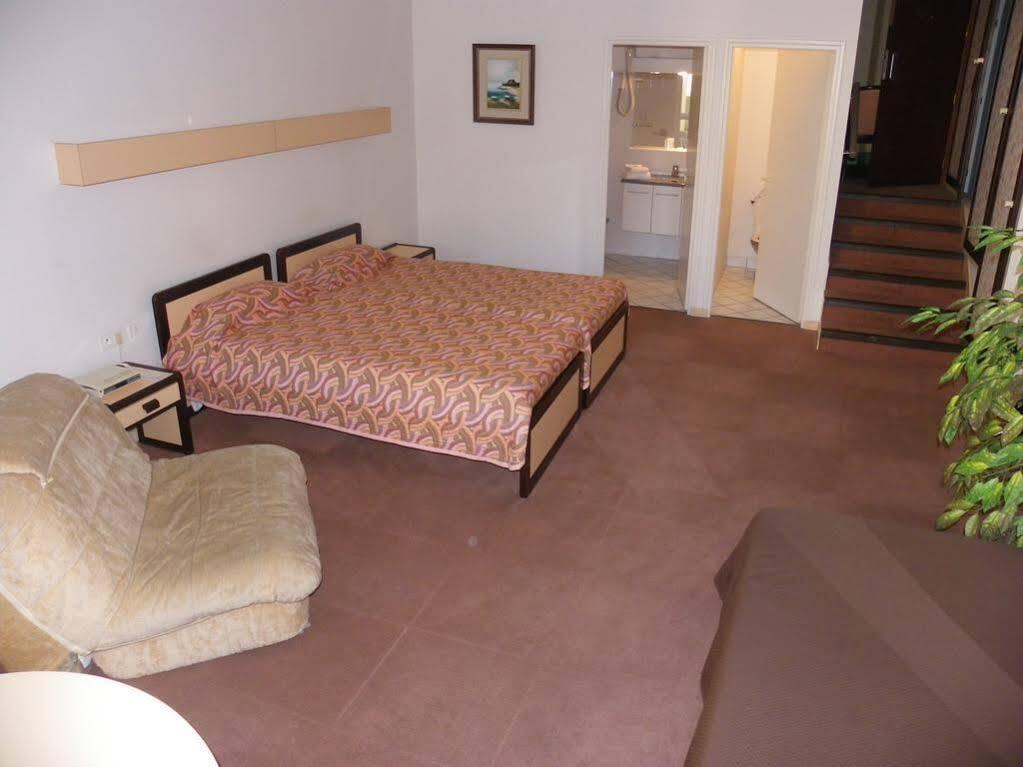 Hotel Moderne Vichy Kültér fotó
